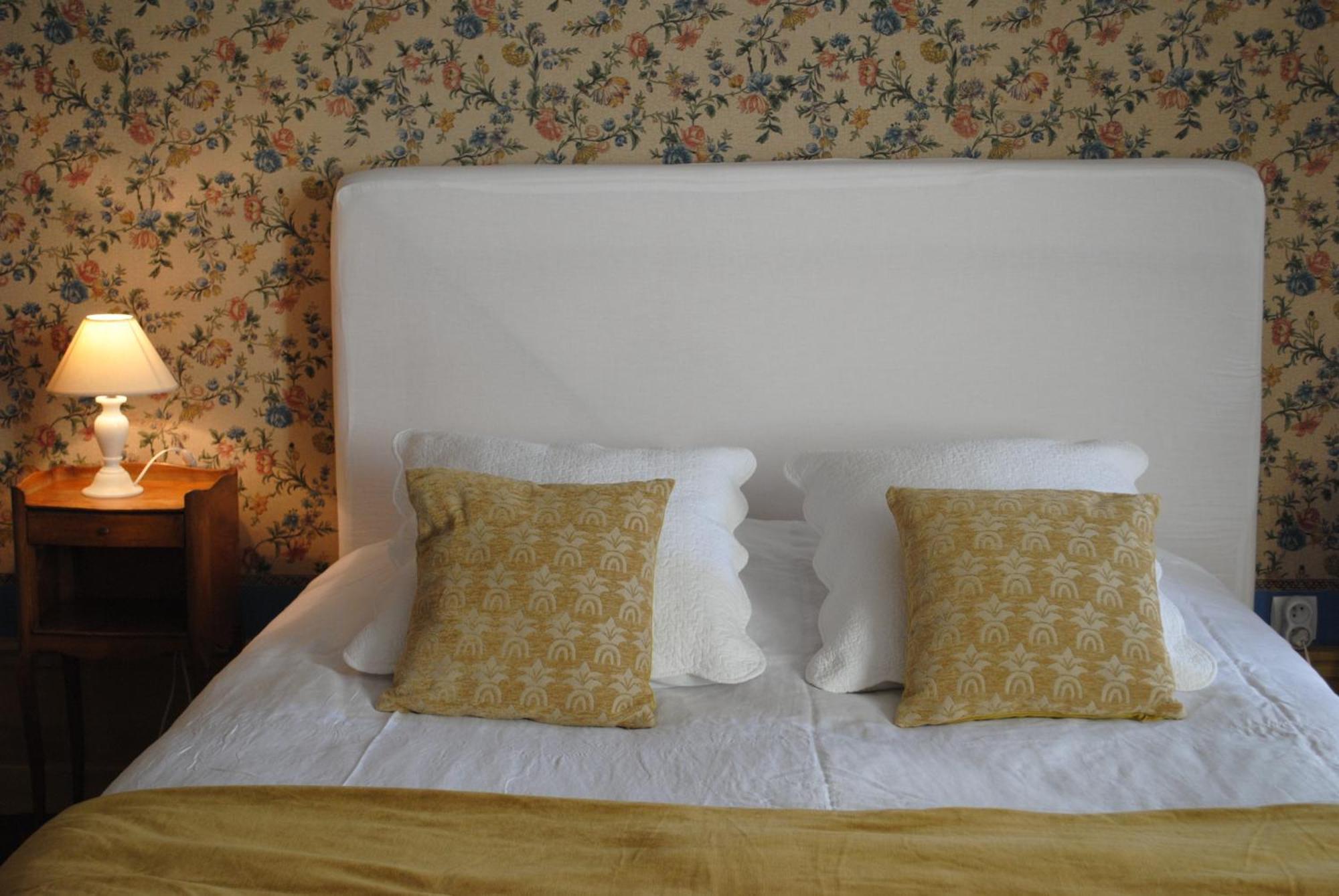 Le Ragois Bed & Breakfast Richelieu Exterior photo