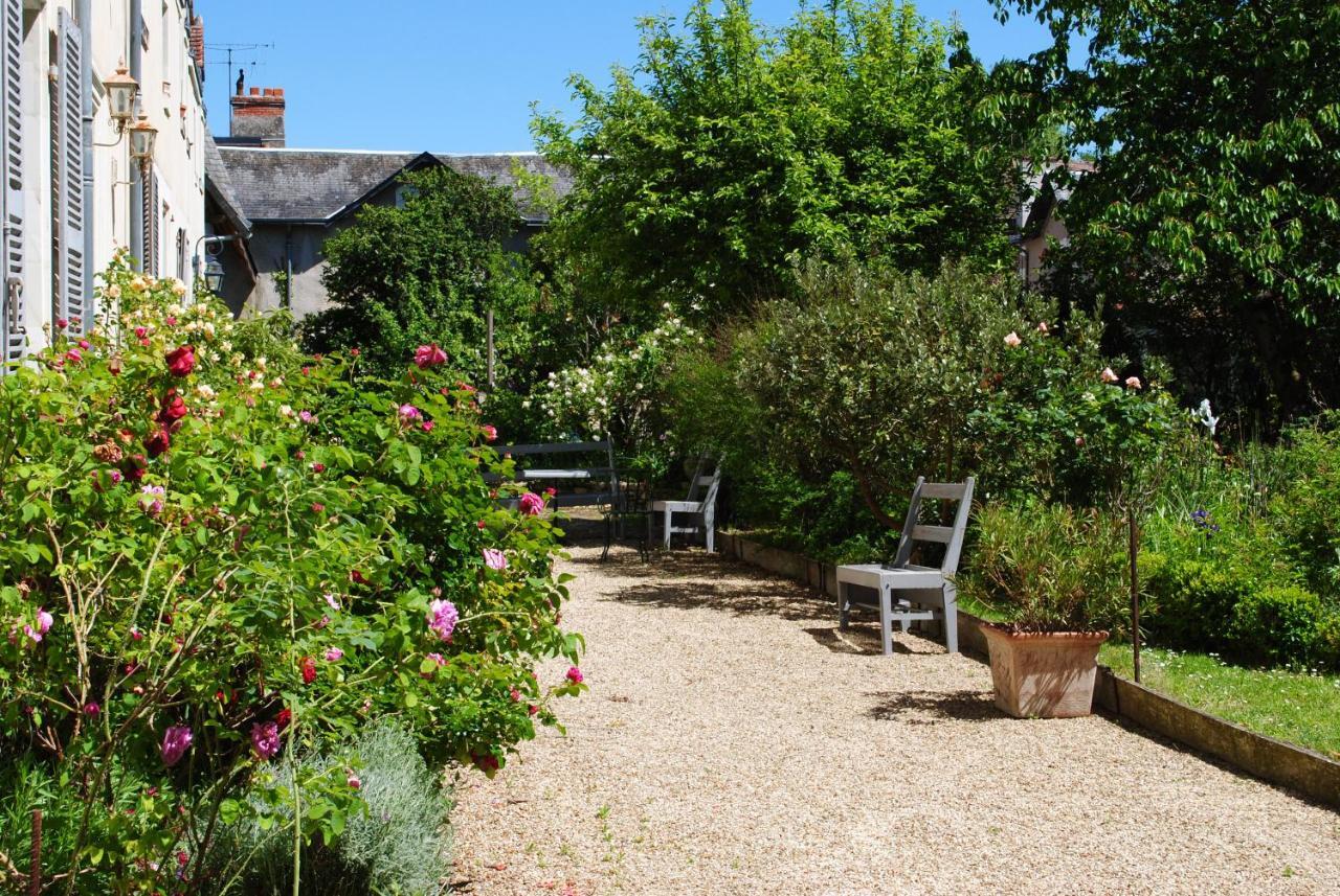 Le Ragois Bed & Breakfast Richelieu Exterior photo